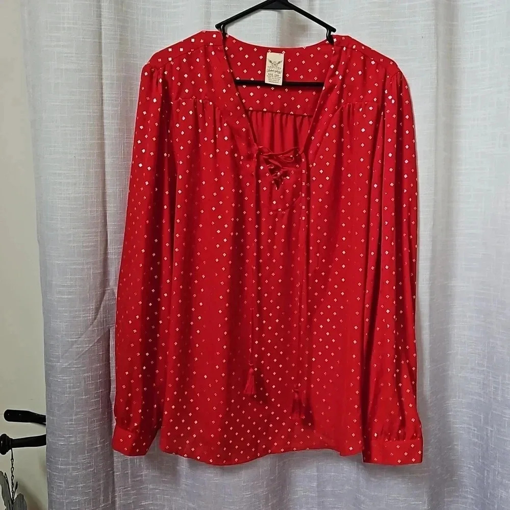 BLOUSE